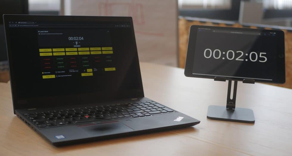 Laptop und Ipad mit steuerbaren Countdown von Just-Countdown.eu